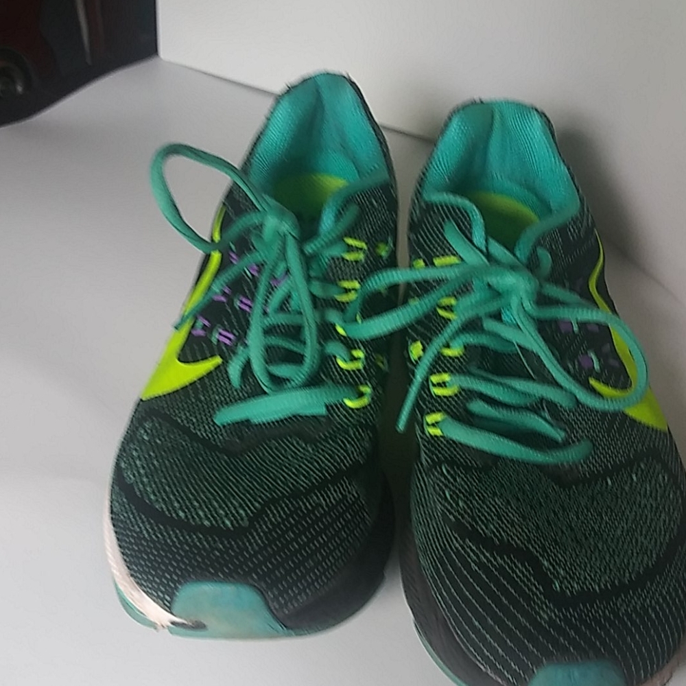 Nike running structure 18 shoes